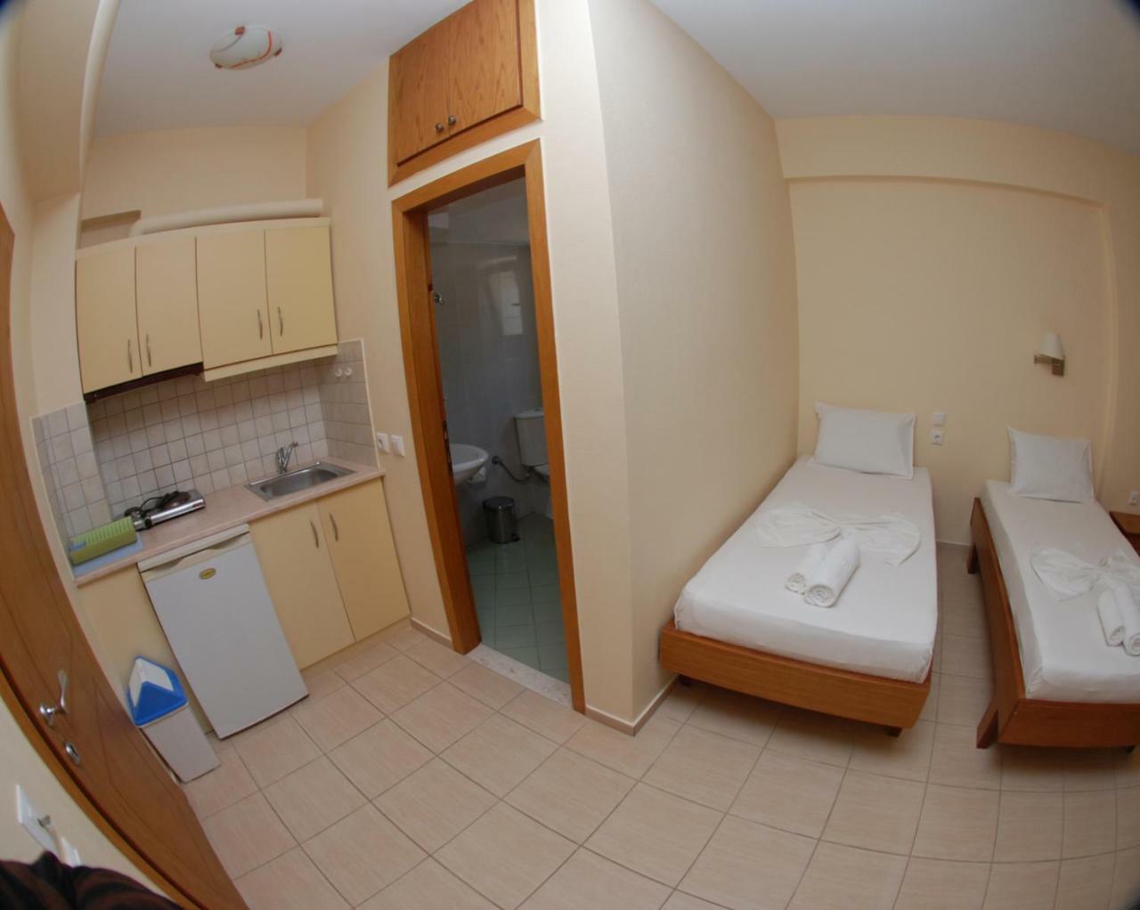 Nikos Hotel And Apartments Saranda Zewnętrze zdjęcie